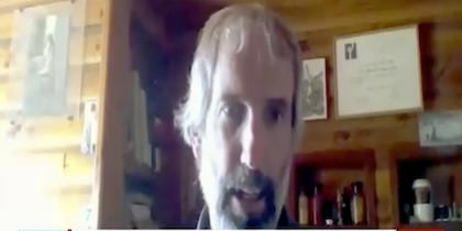 Captura de Pantalla 2020-04-14 a la(s) 22.04.28 Entrevista Michael Seeger en CNN Chile